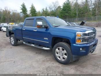  Salvage Chevrolet Silverado 2500