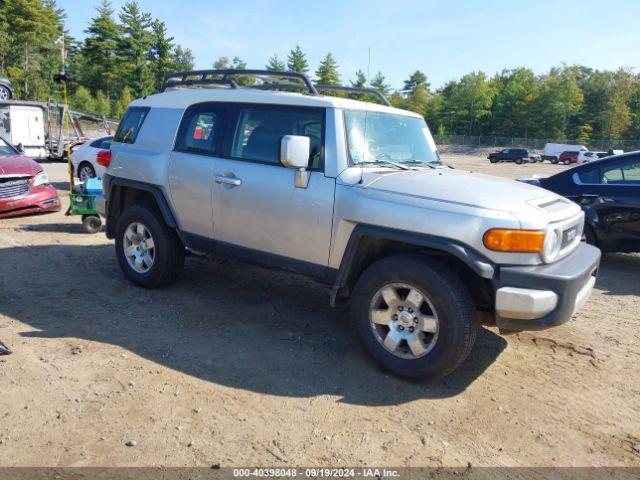  Salvage Toyota FJ Cruiser