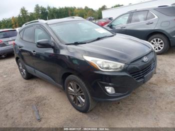  Salvage Hyundai TUCSON