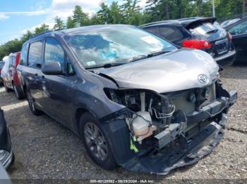  Salvage Toyota Sienna