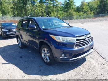  Salvage Toyota Highlander