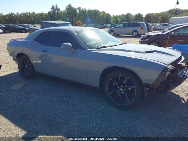  Salvage Dodge Challenger