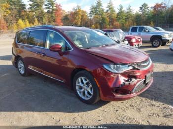  Salvage Chrysler Pacifica