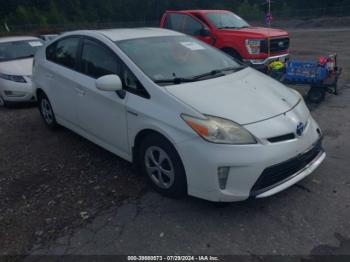  Salvage Toyota Prius