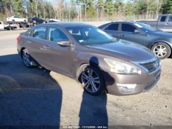  Salvage Nissan Altima