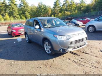  Salvage Mitsubishi Outlander