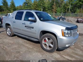  Salvage Chevrolet Avalanche