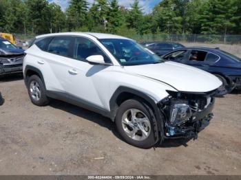  Salvage Hyundai TUCSON