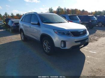  Salvage Kia Sorento