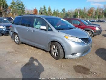  Salvage Toyota Sienna