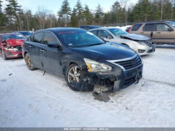  Salvage Nissan Altima