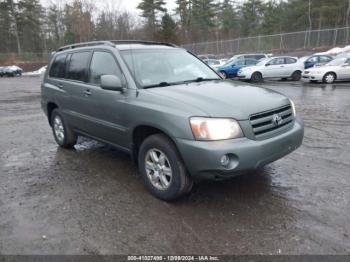  Salvage Toyota Highlander