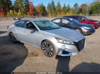  Salvage Nissan Altima