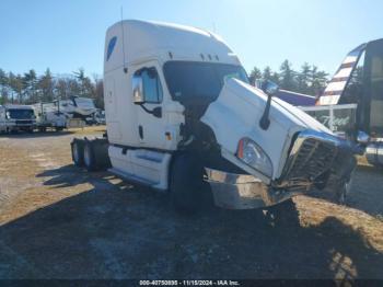  Salvage Freightliner Cascadia 125