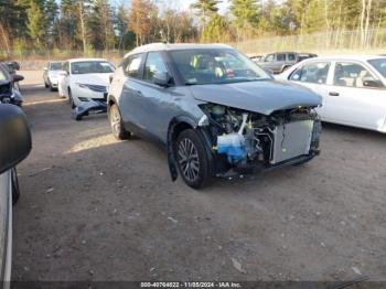  Salvage Nissan Kicks