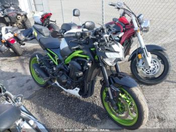  Salvage Kawasaki Zr900