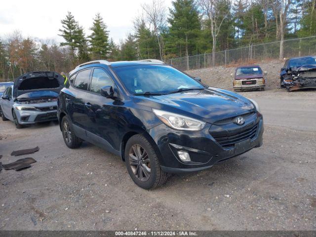  Salvage Hyundai TUCSON