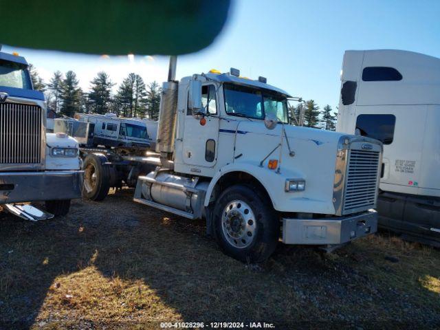  Salvage Freightliner Fld