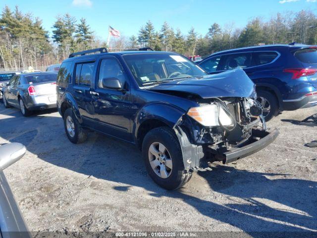  Salvage Nissan Pathfinder