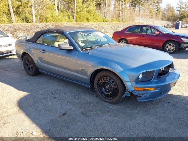  Salvage Ford Mustang