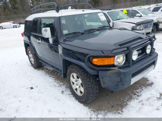  Salvage Toyota FJ Cruiser