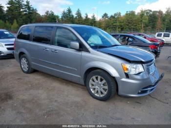  Salvage Chrysler Town & Country