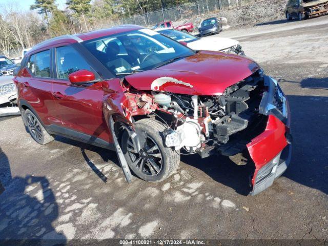  Salvage Nissan Kicks