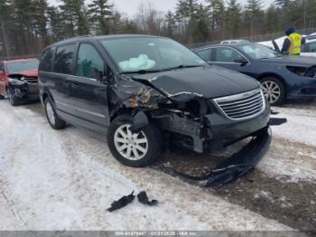  Salvage Chrysler Town & Country