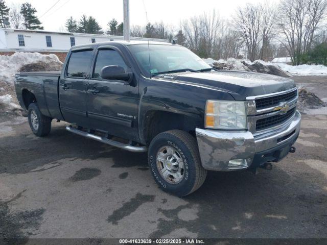  Salvage Chevrolet Silverado 2500