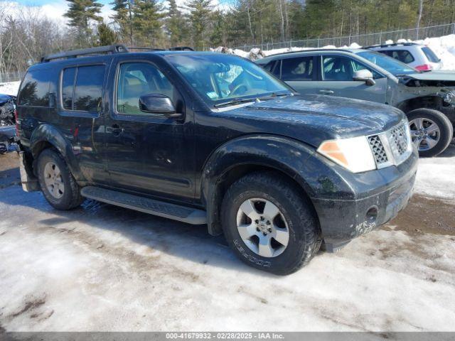  Salvage Nissan Pathfinder