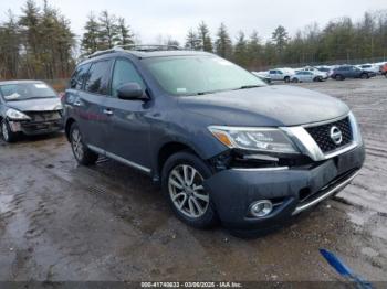  Salvage Nissan Pathfinder