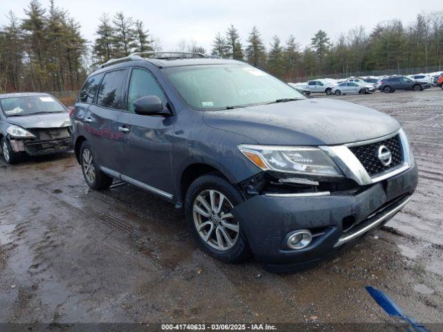  Salvage Nissan Pathfinder