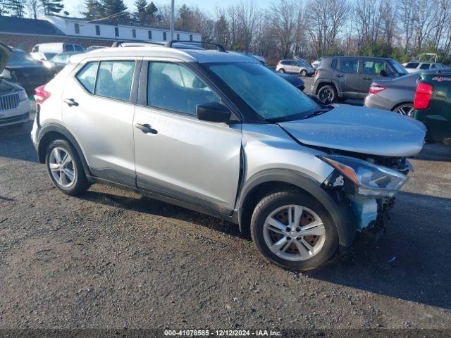  Salvage Nissan Kicks