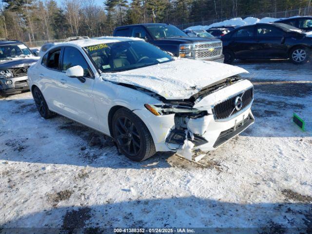  Salvage Volvo S60