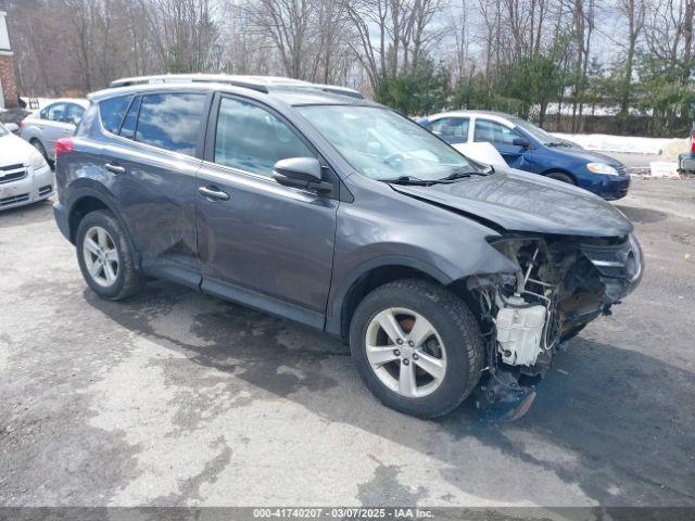  Salvage Toyota RAV4