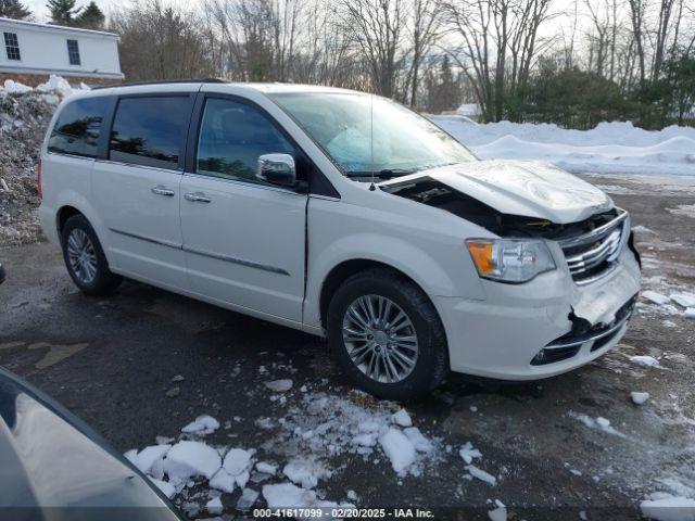  Salvage Chrysler Town & Country