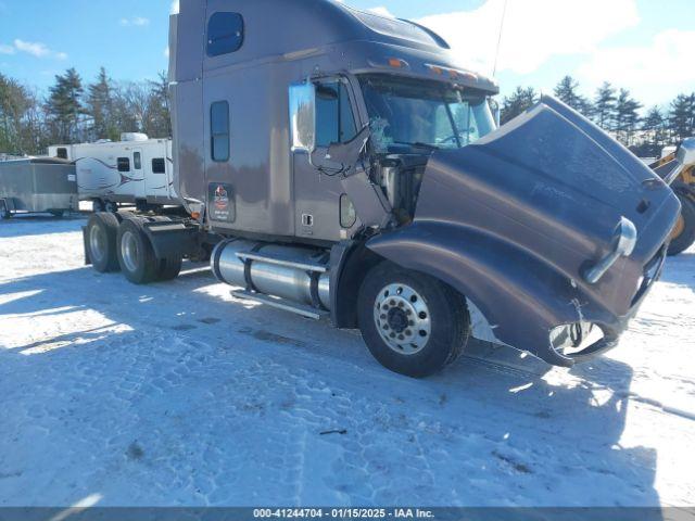  Salvage Freightliner Columbia