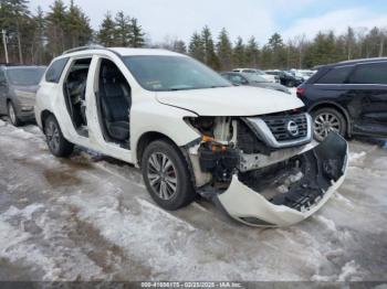  Salvage Nissan Pathfinder