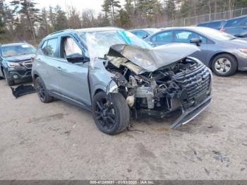  Salvage Nissan Kicks