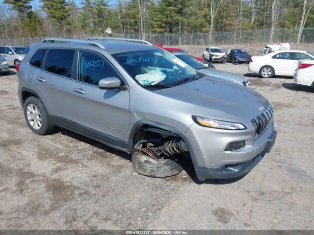  Salvage Jeep Cherokee