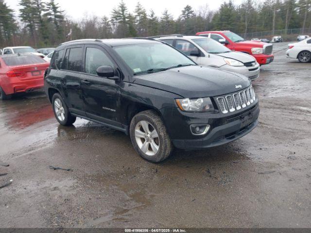  Salvage Jeep Compass