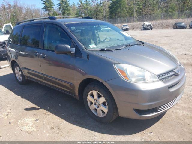  Salvage Toyota Sienna