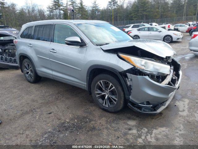  Salvage Toyota Highlander