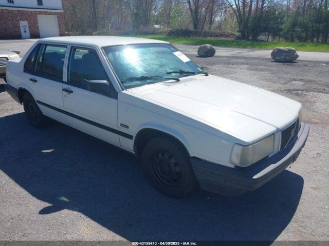  Salvage Volvo 940