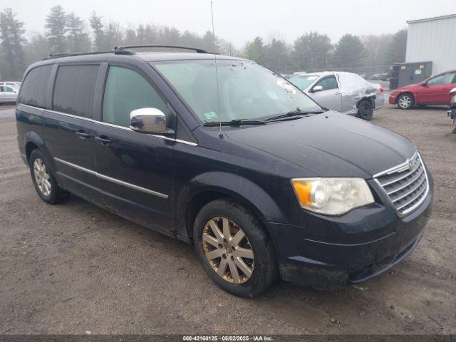 Salvage Chrysler Town & Country