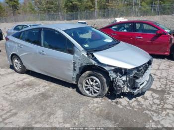  Salvage Toyota Prius Prime
