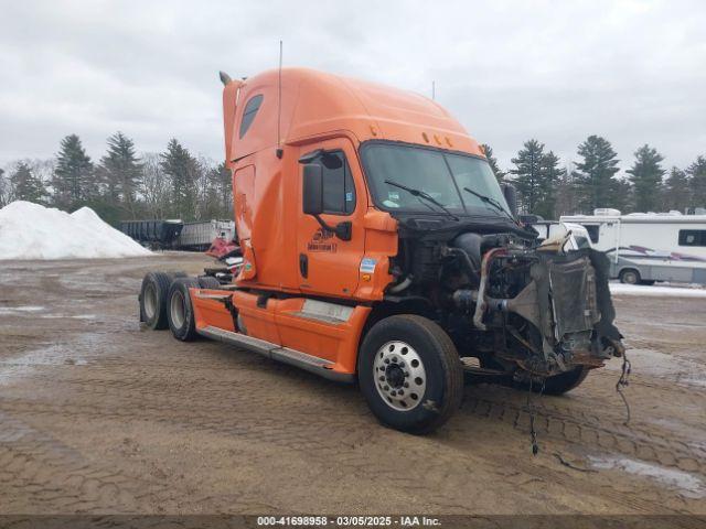  Salvage Freightliner Cascadia 125