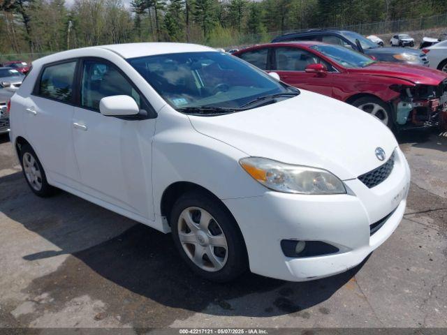  Salvage Toyota Matrix