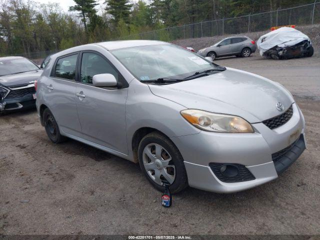  Salvage Toyota Matrix