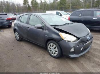  Salvage Toyota Prius c